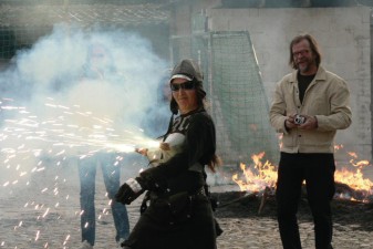 Performance mit Funken und Feuer